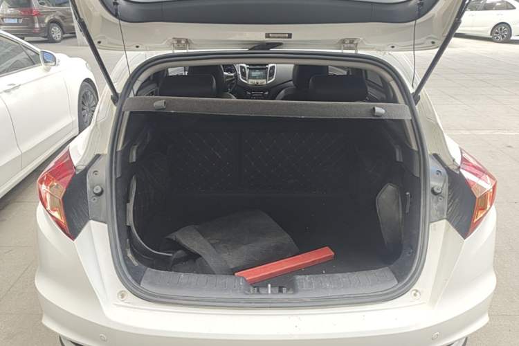 Used CHANGAN Eado 2016 1.6L Manual Junku Model Trunk