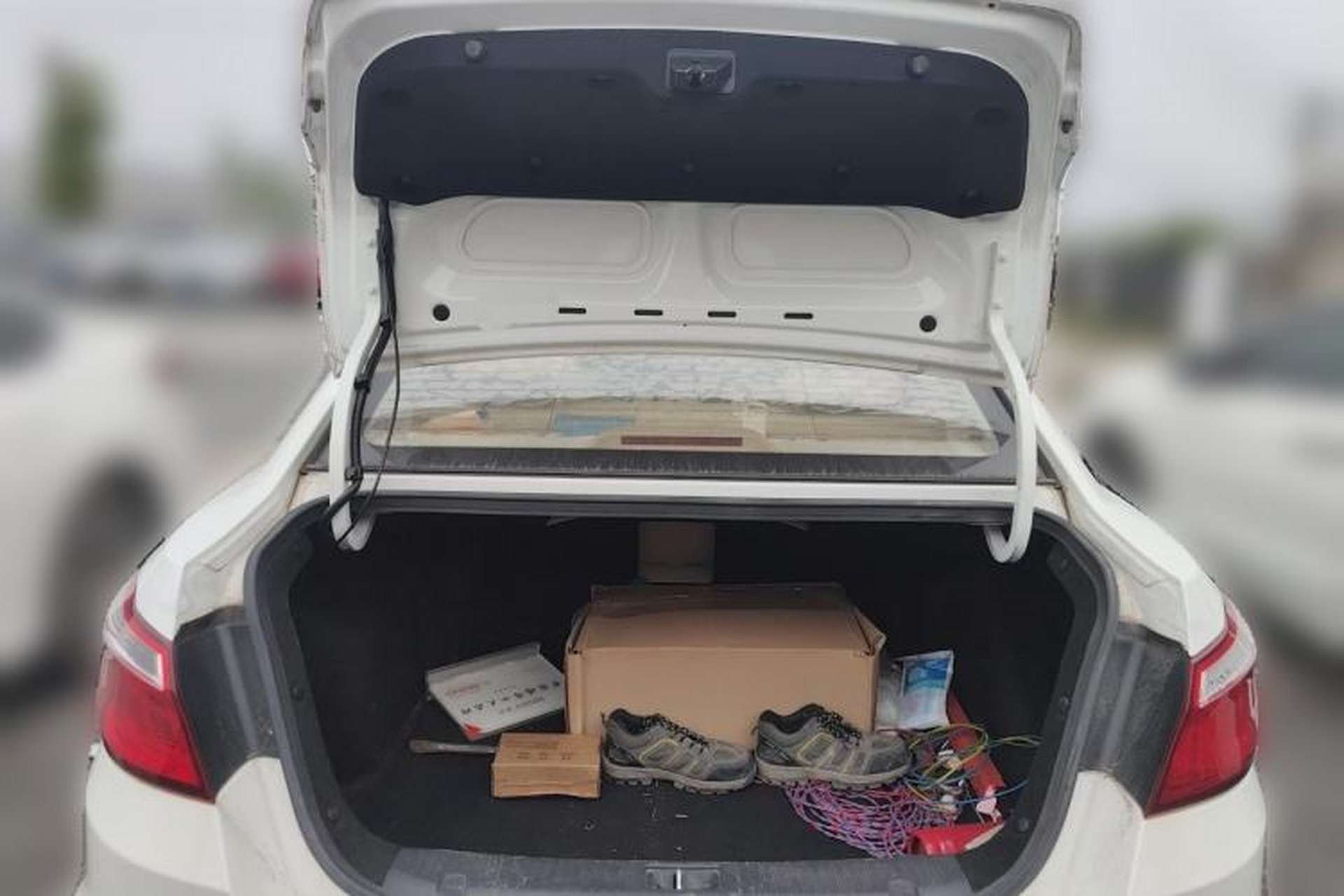 Used CHANGAN Eado 2016 1.6L Manual Fashion Edition Trunk