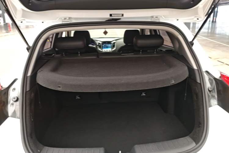 Used CHANGAN Eado 2016 1.6L Manual Junku Model Trunk