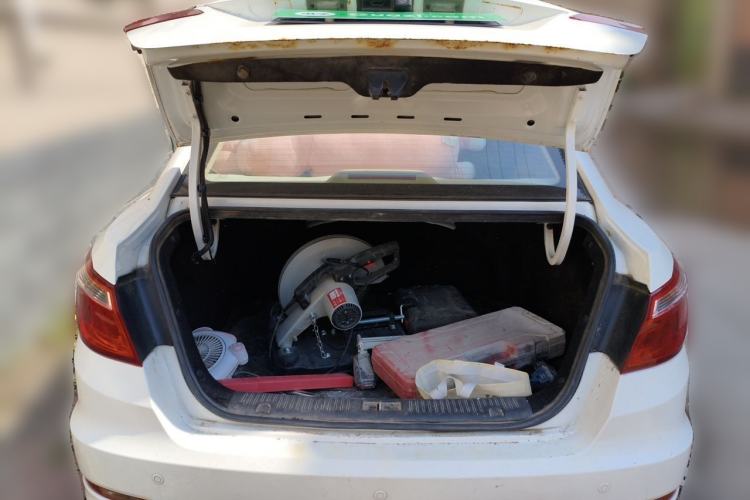 Used CHANGAN Eado 2016 1.6L Manual Fashion Edition Trunk