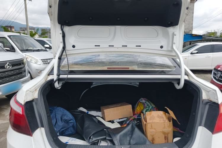 Used CHANGAN Eado 2016 1.6L Manual Fashion Edition Trunk