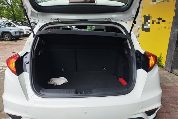 Used CHANGAN Eado 2016 1.6L Automatic Junku Model Trunk