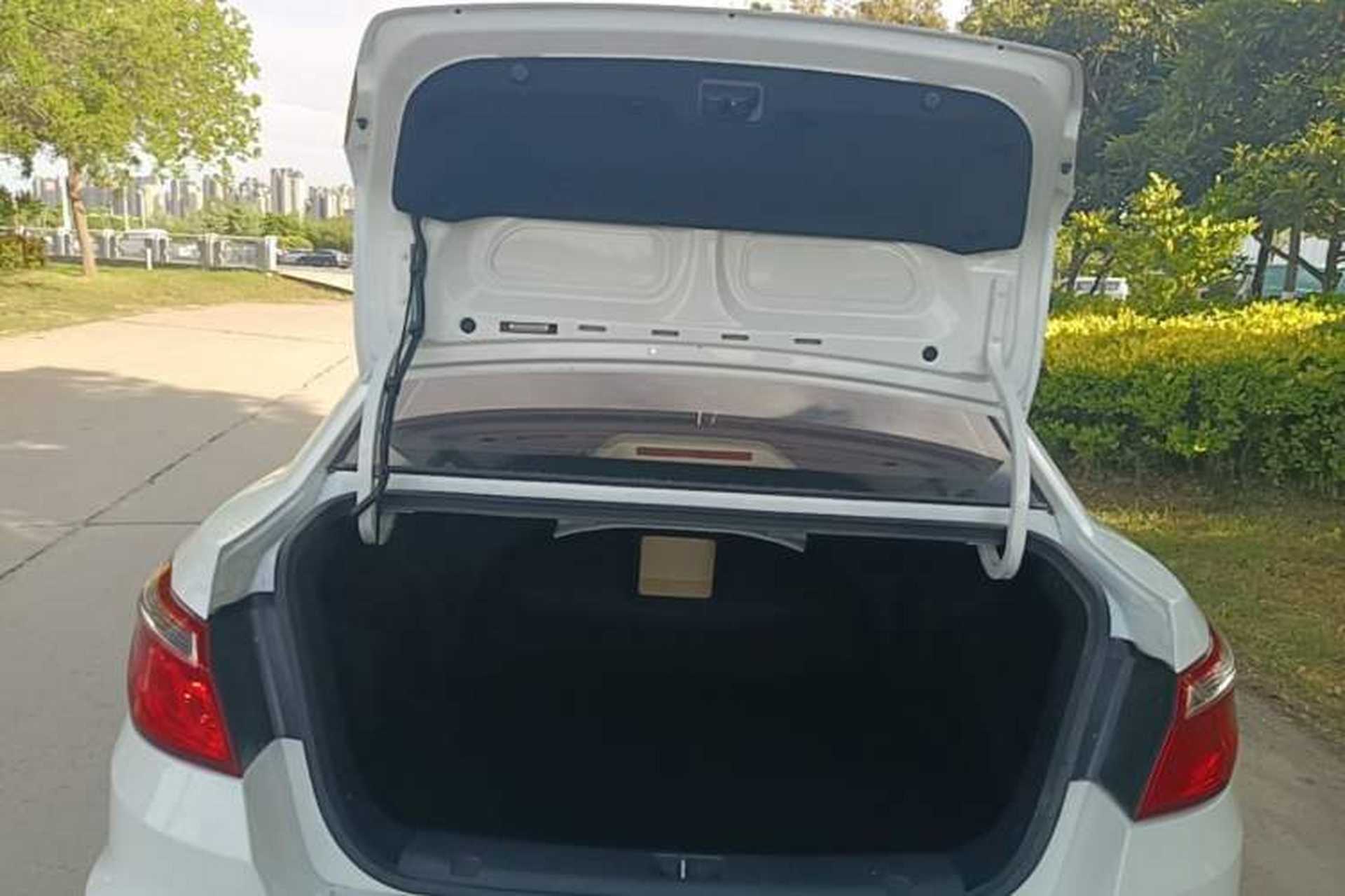 Used CHANGAN Eado 2016 1.6L Automatic Trend Model Trunk