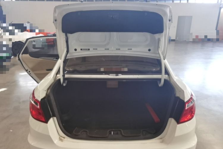Used CHANGAN Eado 2016 1.6L Manual Fashion Edition Trunk
