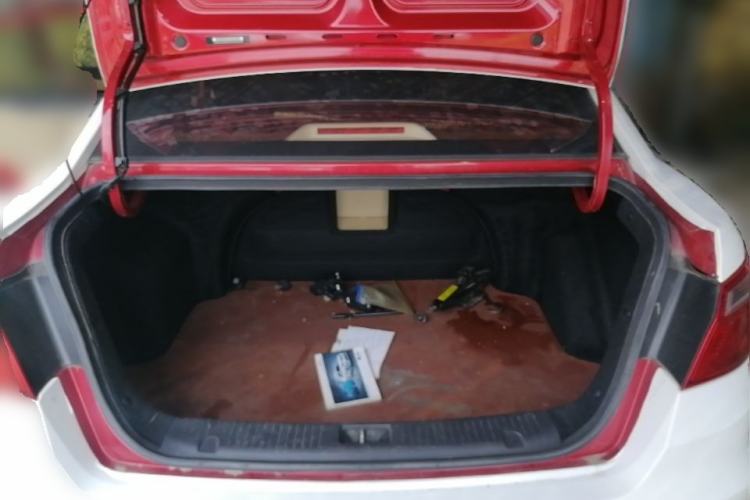 Used CHANGAN Eado 2016 1.6L Manual Fashion Edition Trunk
