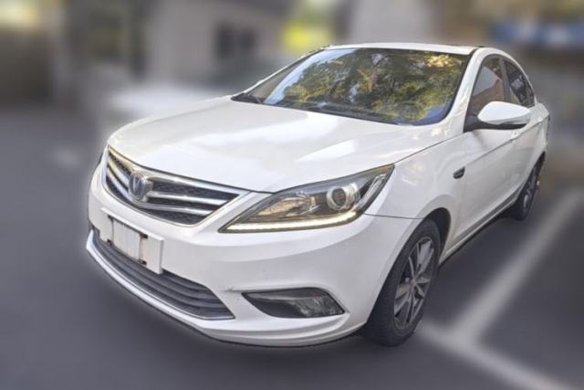 CHANGAN Eado 2016 1.6L Manual Fashion Edition de segunda mano