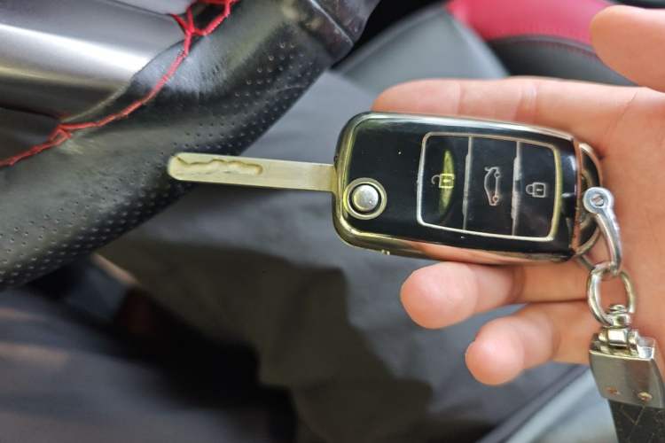 Used CHANGAN Eado 2016 1.6L Automatic Junku Model Vehicle Key