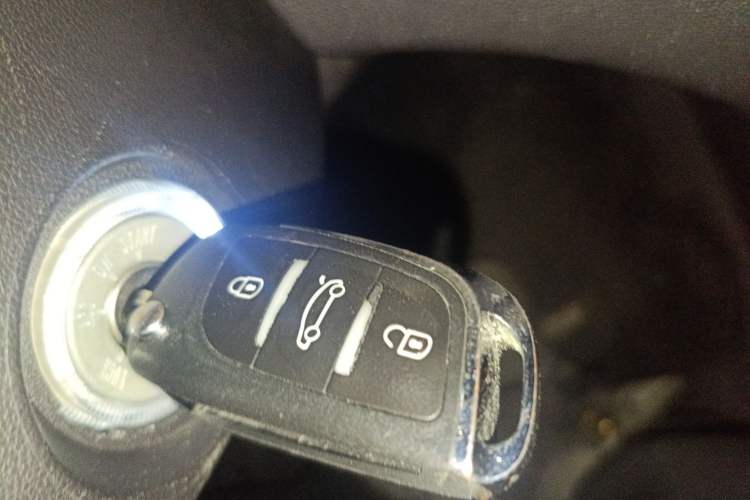 Used CHANGAN Eado 2016 1.6L Manual Junku Model Vehicle Key