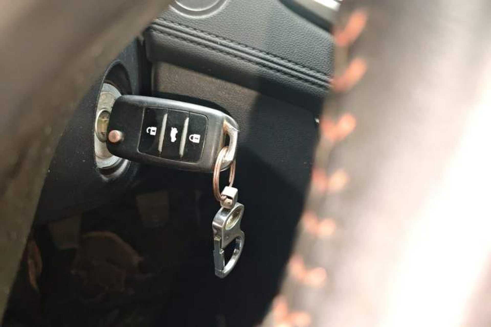 Used CHANGAN Eado 2016 1.6L Manual Fashion Edition Vehicle Key