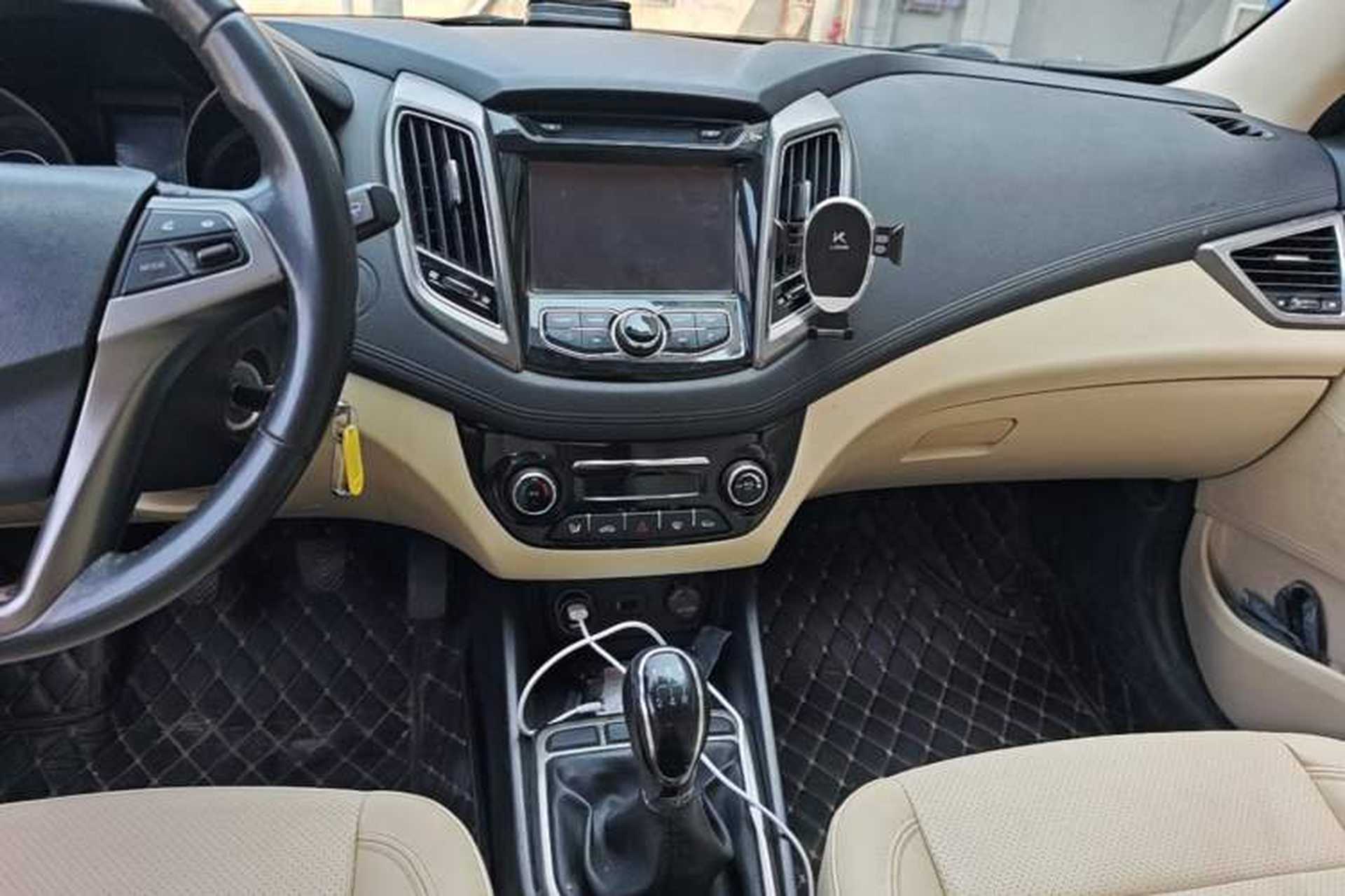 Used CHANGAN Eado 2016 1.6L Manual Fashion Edition Audio And AC Panel