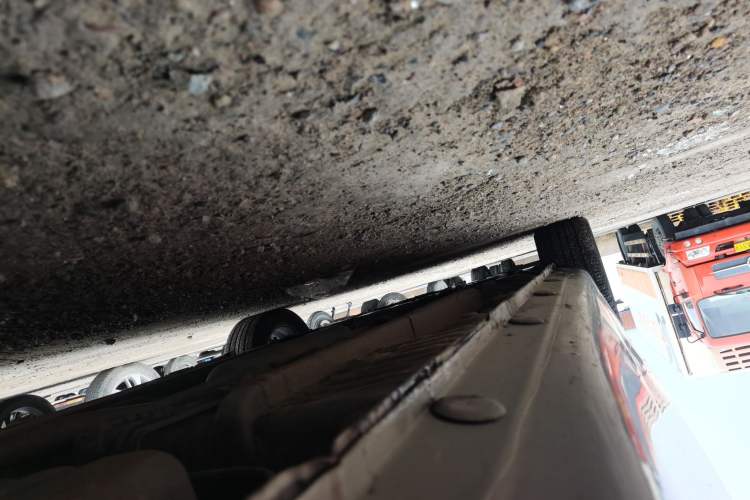 Used CHANGAN Eado 2016 1.6L GDI Automatic JingShang Model Chassis Rear Left