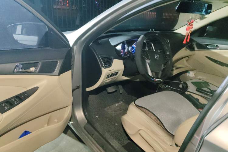 Used CHANGAN Eado 2016 1.6L Automatic Trend Model Driver Seat