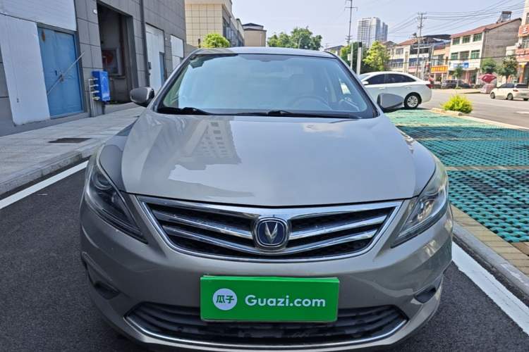 Used CHANGAN Eado 2016 1.6L Manual Fashion Edition Front
