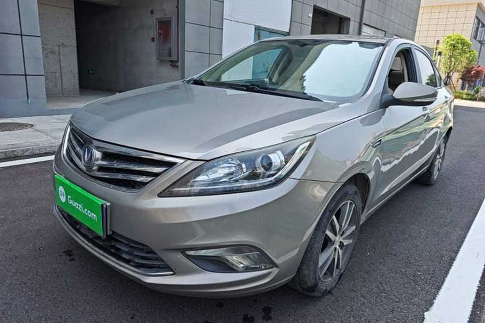Used CHANGAN Eado 2016 1.6L Manual Fashion Edition Front Left 45 Deg