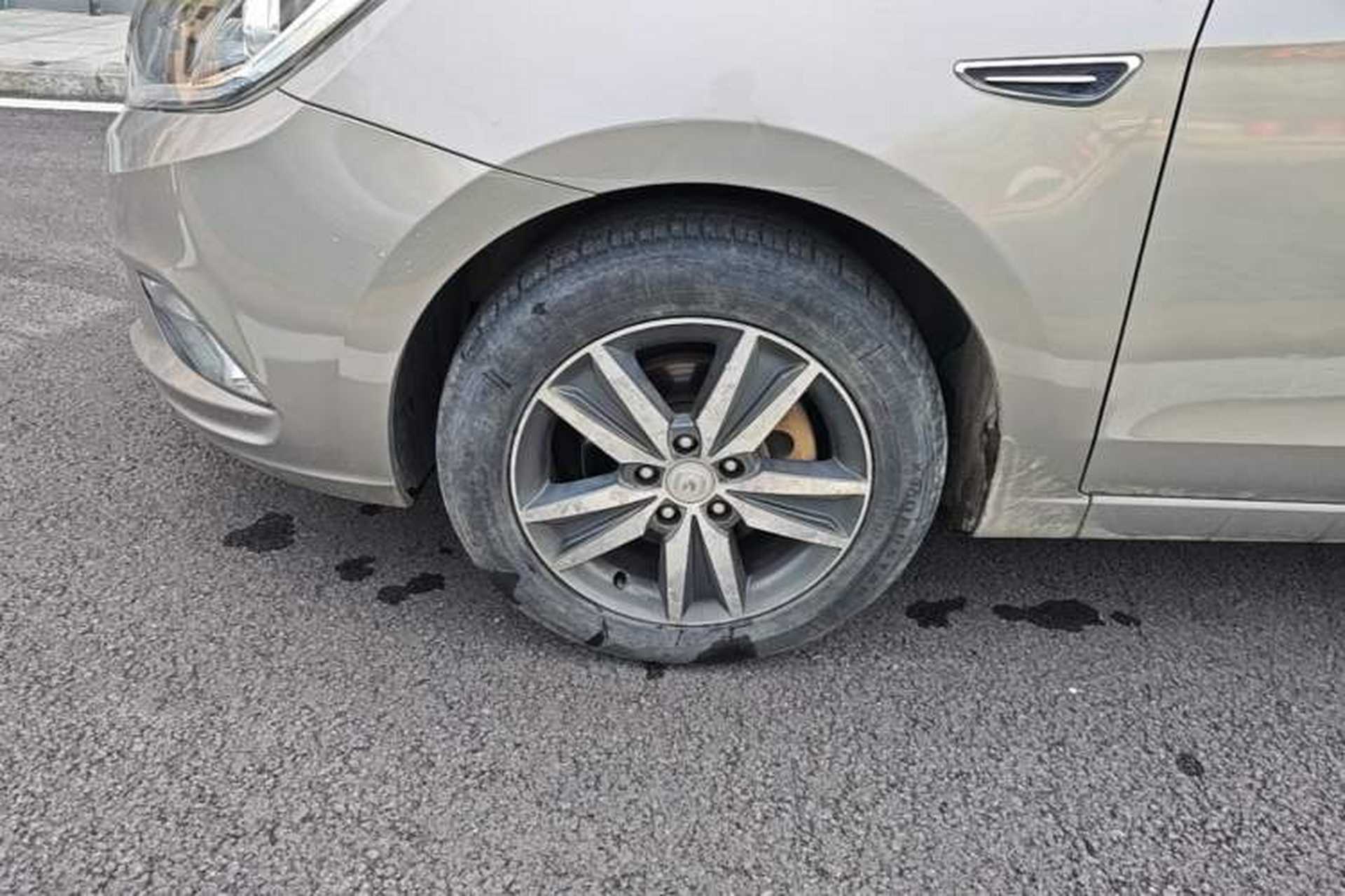 Used CHANGAN Eado 2016 1.6L Manual Fashion Edition Left Front Wheel Hub