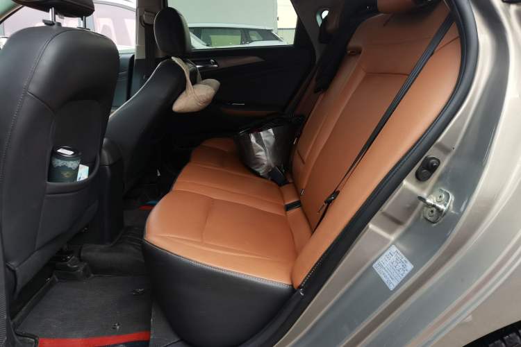 Used CHANGAN Eado 2016 1.6L GDI Automatic JingShang Model Left Rear Seat