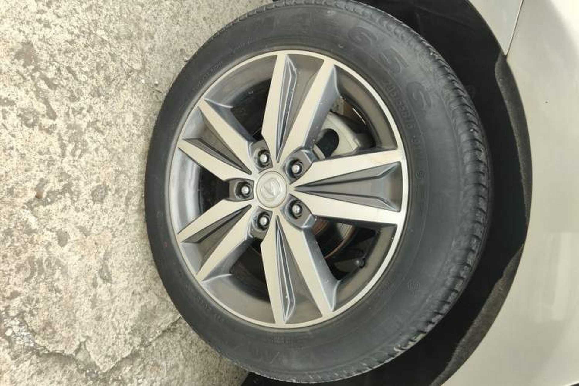 Used CHANGAN Eado 2016 1.6L Automatic Trend Model Right Rear Wheel Hub