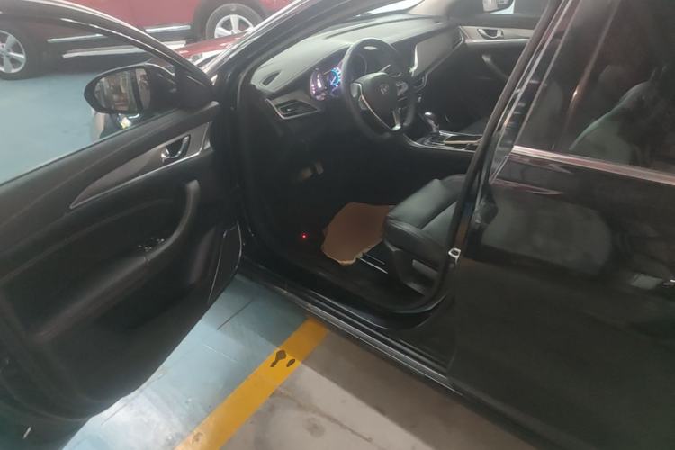 Used CHANGAN Eado 2018 1.6L GDI Automatic Fashion Edition Driver Seat
