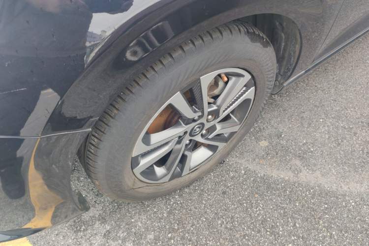 Used CHANGAN Eado 2018 1.6L GDI Manual Fashion Edition Left Front Wheel Hub
