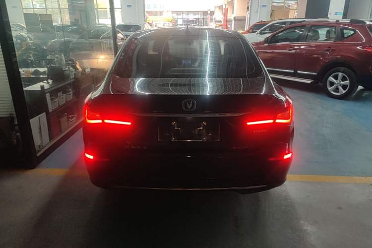 Used CHANGAN Eado 2018 1.6L GDI Automatic Fashion Edition Rear