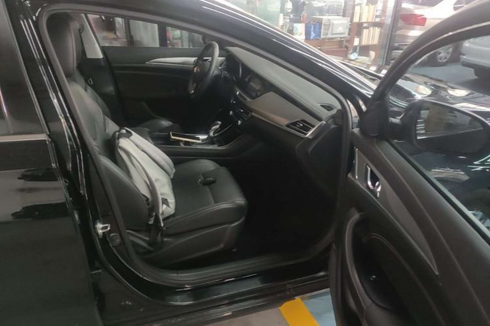 Used CHANGAN Eado 2018 1.6L GDI Automatic Fashion Edition Right Front Seat