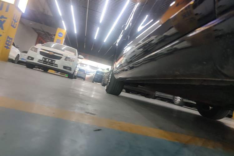 Used CHANGAN Eado 2018 1.6L GDI Automatic Fashion Edition Right Side Sill