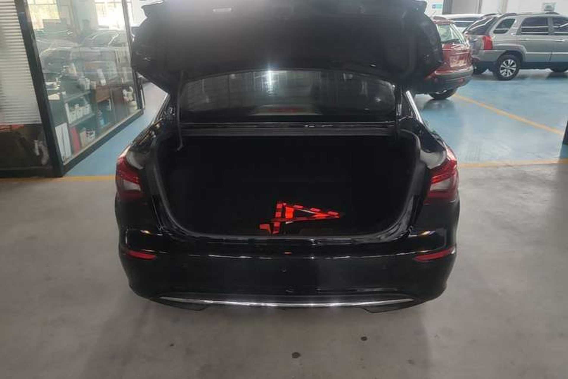 Used CHANGAN Eado 2018 1.6L GDI Automatic Fashion Edition Trunk