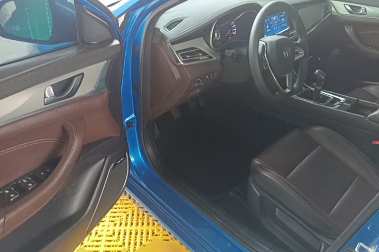 Used CHANGAN Eado 2018 1.6L GDI Manual LingShang Model Driver Seat