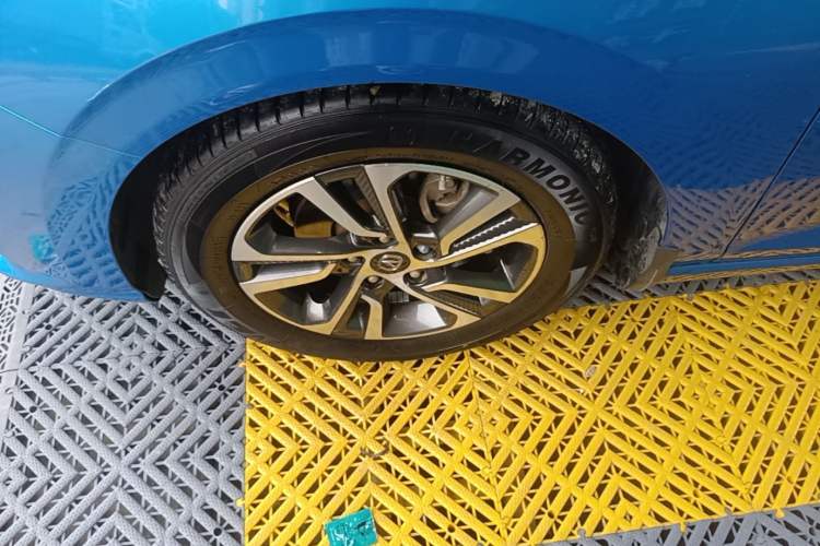 Used CHANGAN Eado 2018 1.6L GDI Manual LingShang Model Left Front Wheel Hub