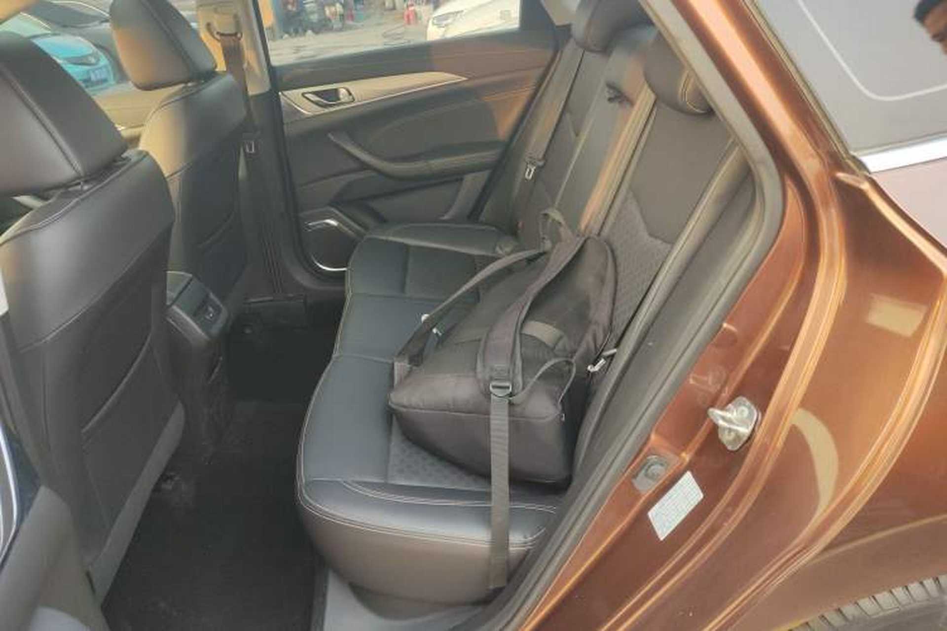 Used CHANGAN Eado 2018 1.6L GDI Manual Fashion Edition Left Rear Seat