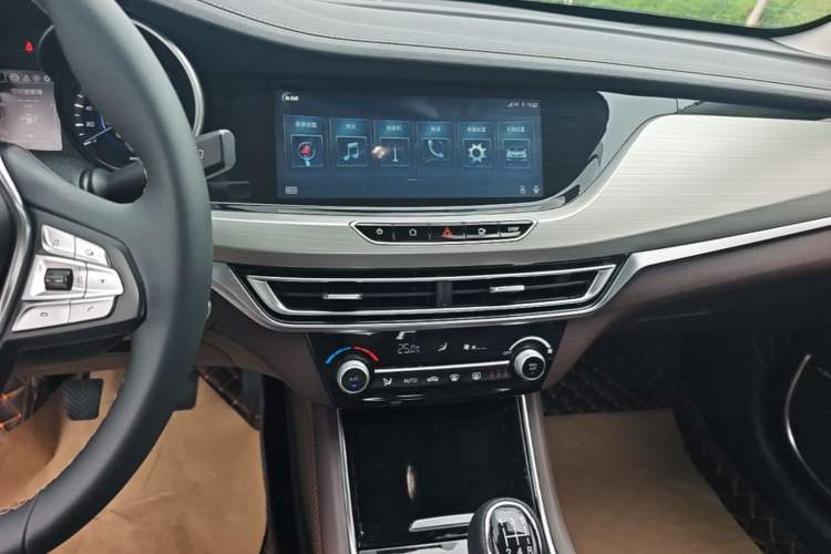 Used CHANGAN Eado 2018 1.6L GDI Manual LingShang Model Audio And AC Panel