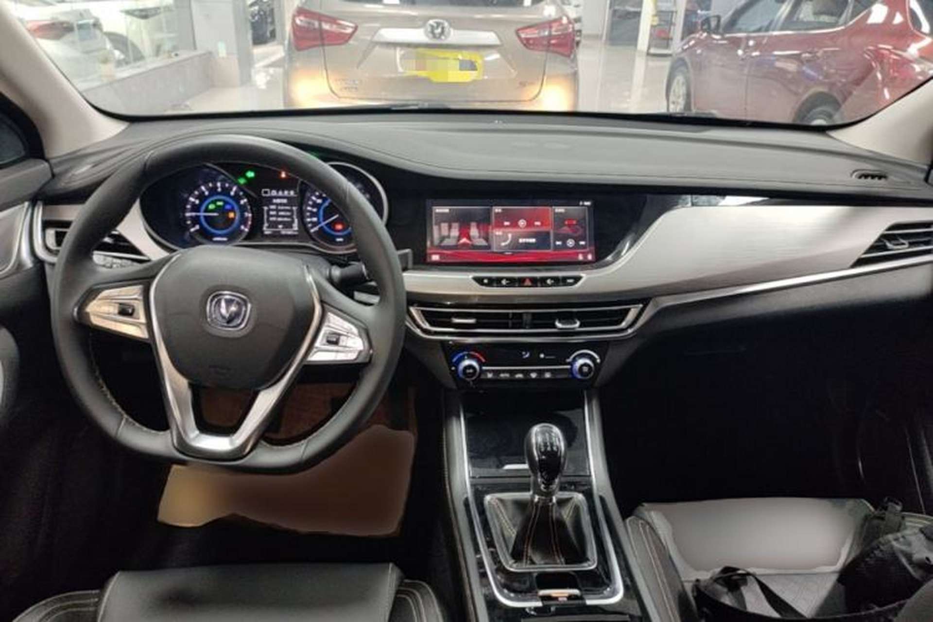 Used CHANGAN Eado 2018 High-Energy Edition 1.6L GDI Manual Pioneer Model China V Standard Center Console