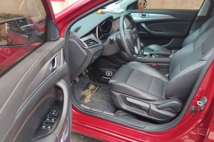 Used CHANGAN Eado 2018 High-Energy Edition 1.6L GDI Manual Pioneer Model China V Standard Driver Seat