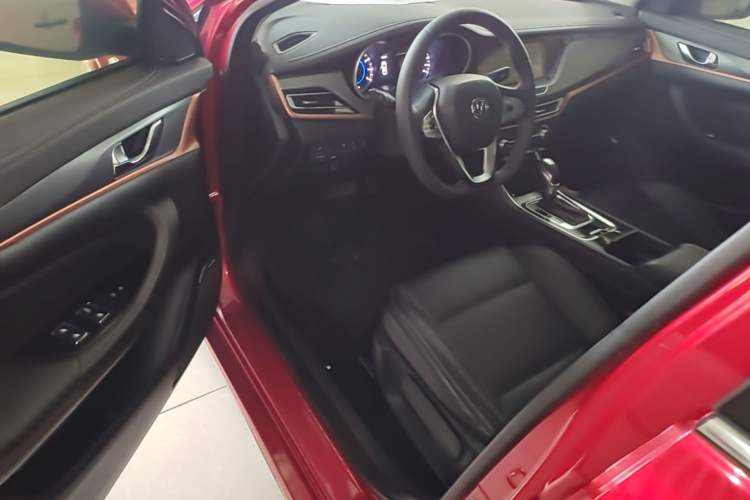 Used CHANGAN Eado 2018 1.6L GDI Automatic Trendy Model China V Standard Driver Seat