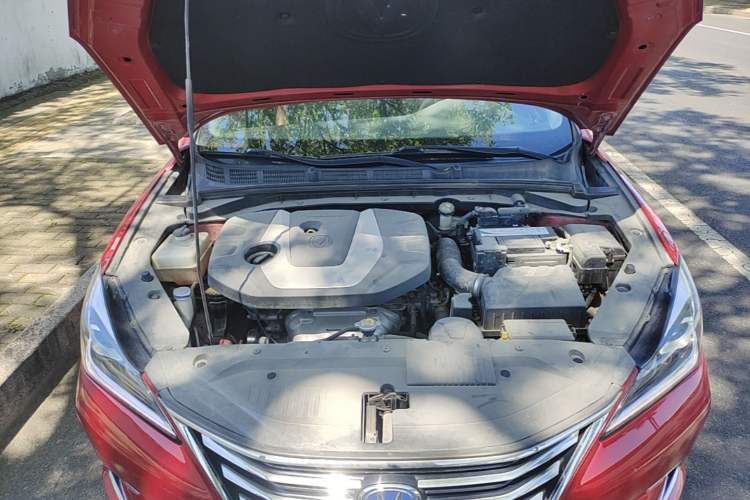 Used CHANGAN Eado 2018 High-Energy Edition 1.6L GDI Automatic Pioneer Model China V Standard Engine Bay