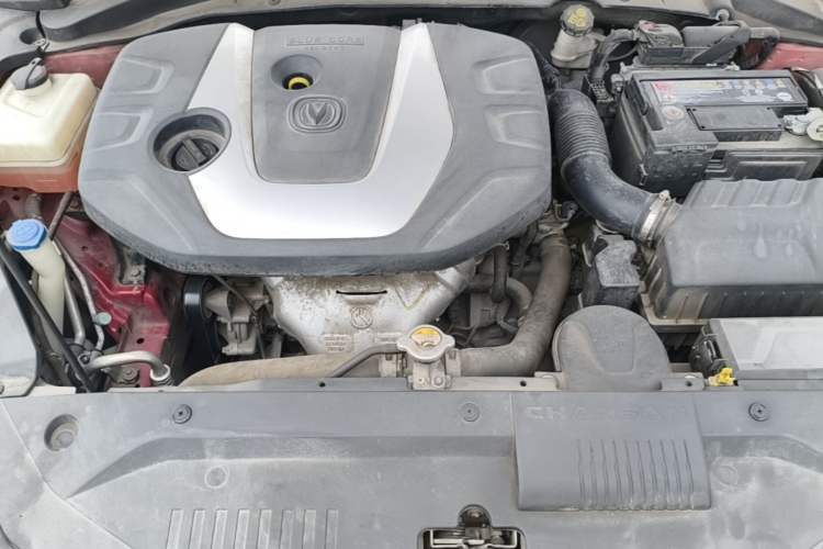 Used CHANGAN Eado 2018 High-Energy Edition 1.6L GDI Automatic Pioneer Model China V Standard Engine Bay