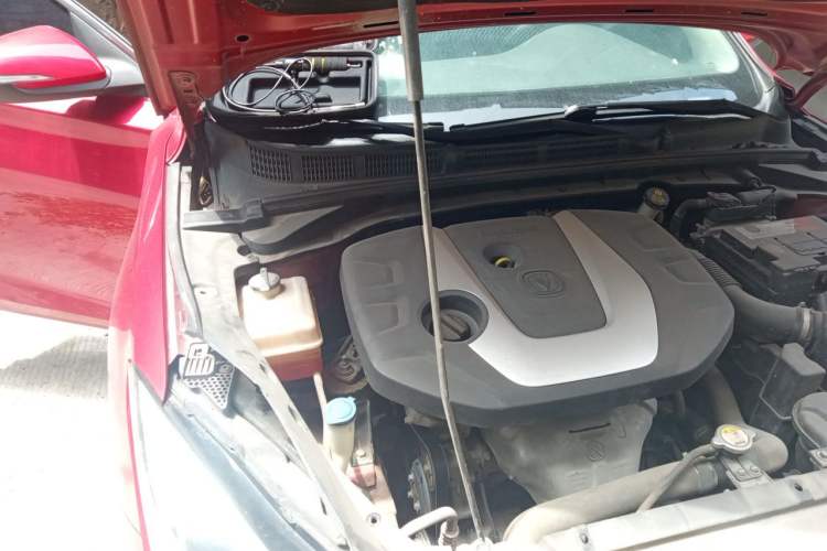 Used CHANGAN Eado 2018 High-Energy Edition 1.6L GDI Manual Pioneer Model China V Standard Engine Bay Right