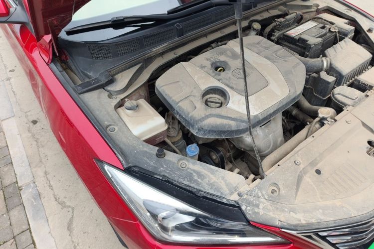 Used CHANGAN Eado 2018 High-Energy Edition 1.6L GDI Manual Pioneer Model China V Standard Engine Bay Right