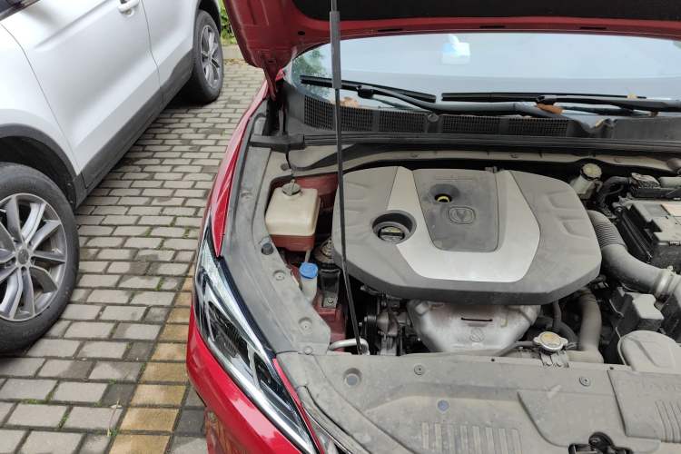 Used CHANGAN Eado 2018 1.6L GDI Manual Trendy Model China V Standard Engine Bay Right