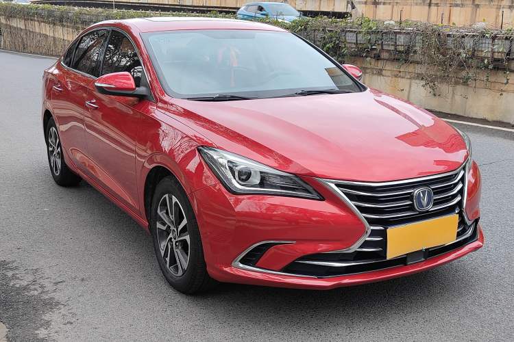 Used CHANGAN Eado 2018 1.6L GDI Automatic Fashion Edition Exterior 2