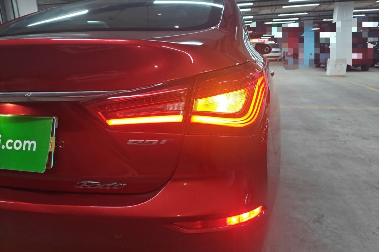 Used CHANGAN Eado 2018 1.6L GDI Manual Fashion Edition Exterior 3