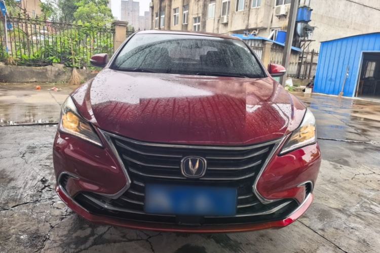 Used CHANGAN Eado 2018 1.6L GDI Manual Fashion Edition Front