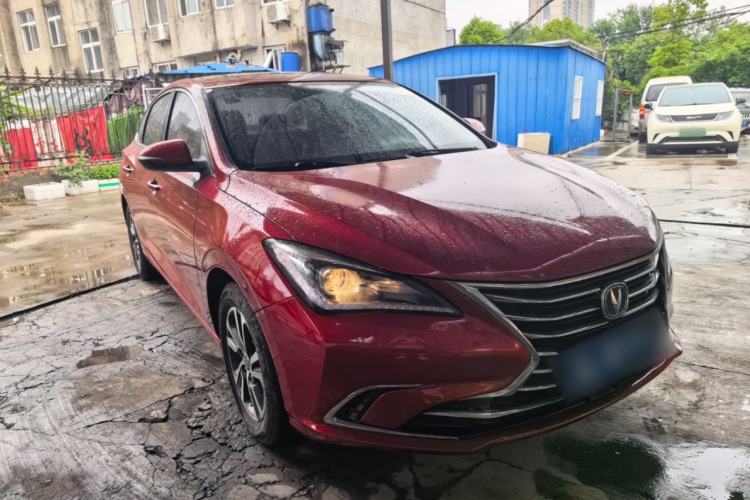 Used CHANGAN Eado 2018 1.6L GDI Manual Fashion Edition Front Right 45 Deg