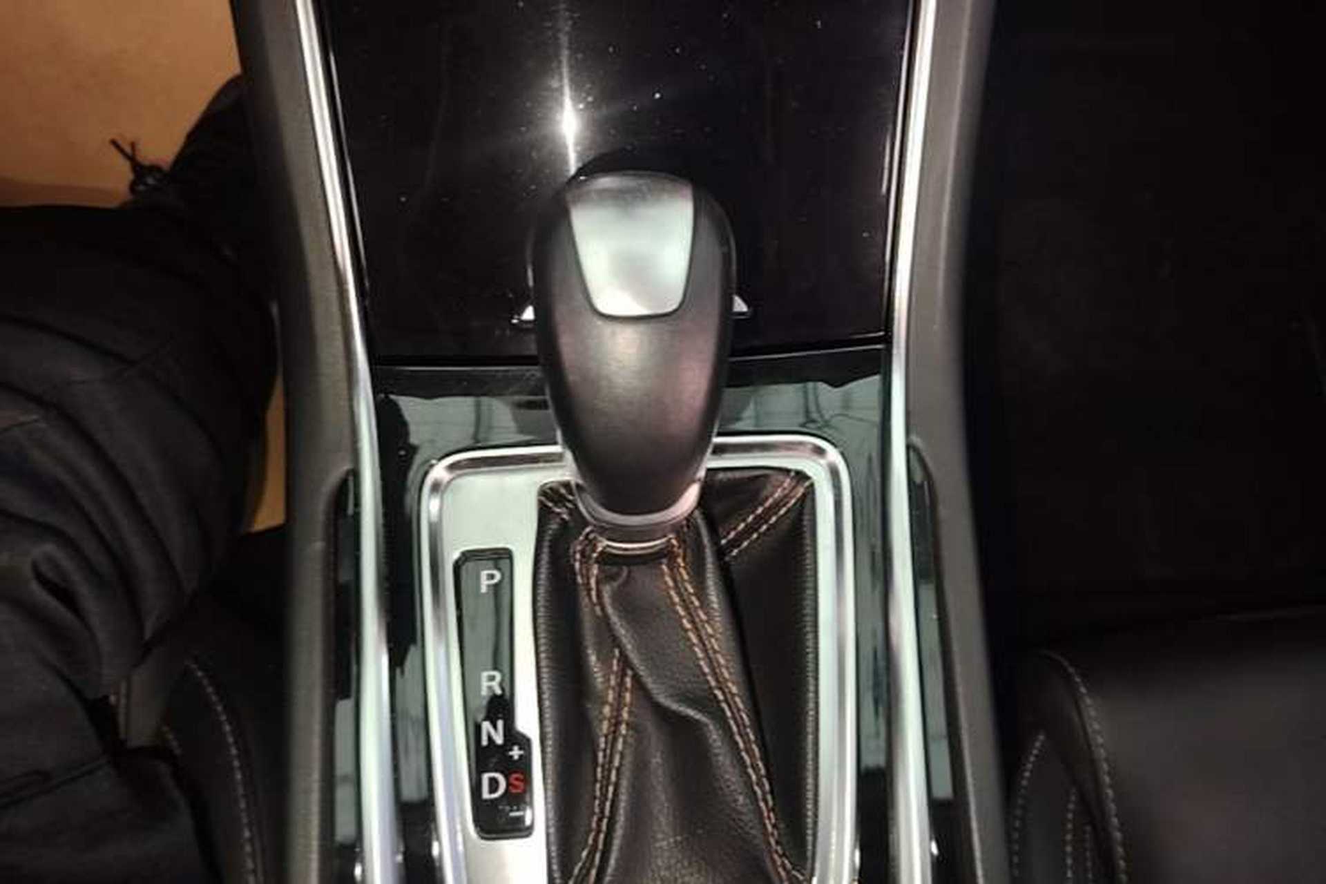 Used CHANGAN Eado 2018 1.6L GDI Automatic Trendy Model China V Standard Gear Lever