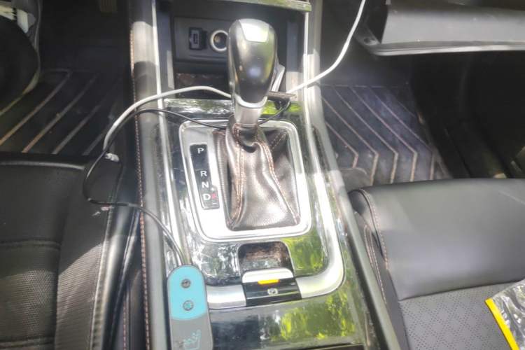 Used CHANGAN Eado 2018 1.6L GDI Automatic Trendy Model China V Standard Gear Lever