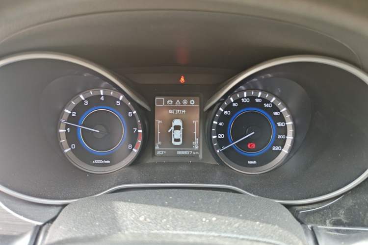 Used CHANGAN Eado 2018 1.6L GDI Manual Trendy Model China V Standard Instrument Cluster