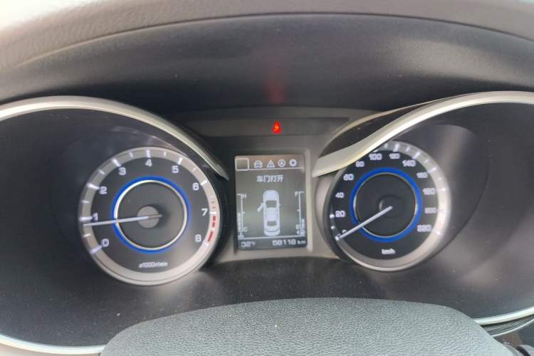 Used CHANGAN Eado 2018 High-Energy Edition 1.6L GDI Manual Pioneer Model China V Standard Instrument Cluster