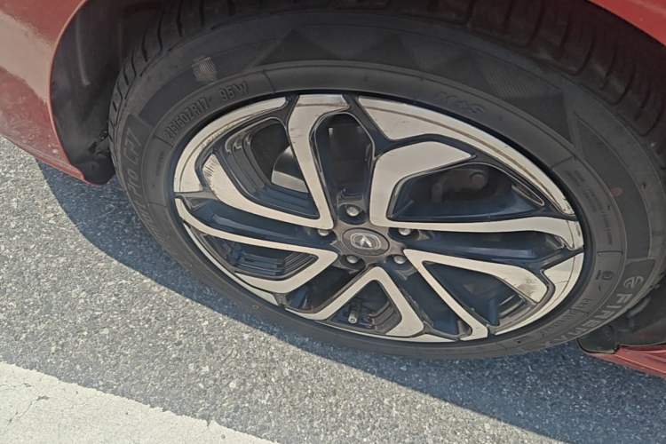 Used CHANGAN Eado 2018 1.6L GDI Manual Prestige Model Left Front Wheel Hub