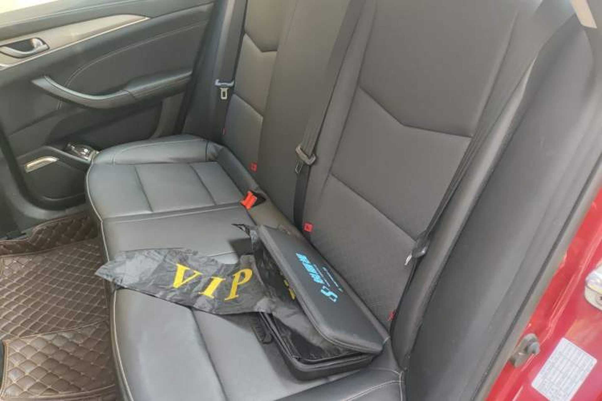 Used CHANGAN Eado 2018 High-Energy Edition 1.6L GDI Manual RuiFeng Model China V Standard Left Rear Seat