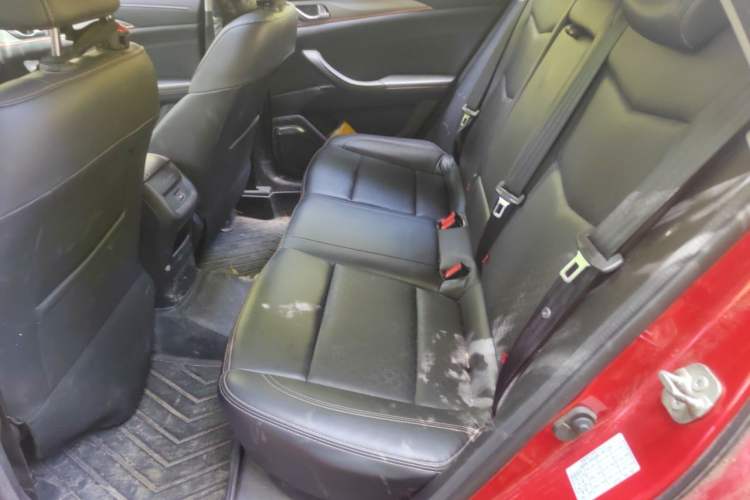 Used CHANGAN Eado 2018 1.6L GDI Automatic Trendy Model China V Standard Left Rear Seat